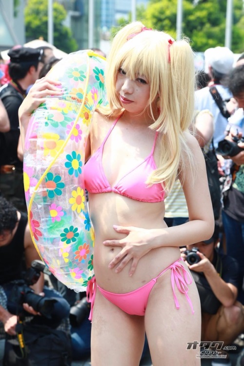 COMIKET C84 DAY 2 COSPLAY JAPAN (18)